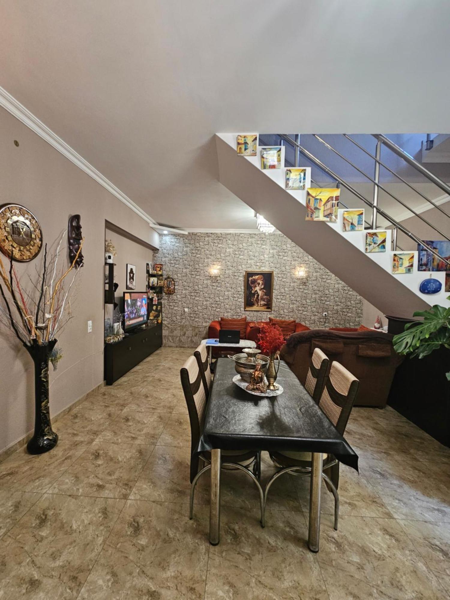 Guesthouse Different Tbilisi ภายนอก รูปภาพ