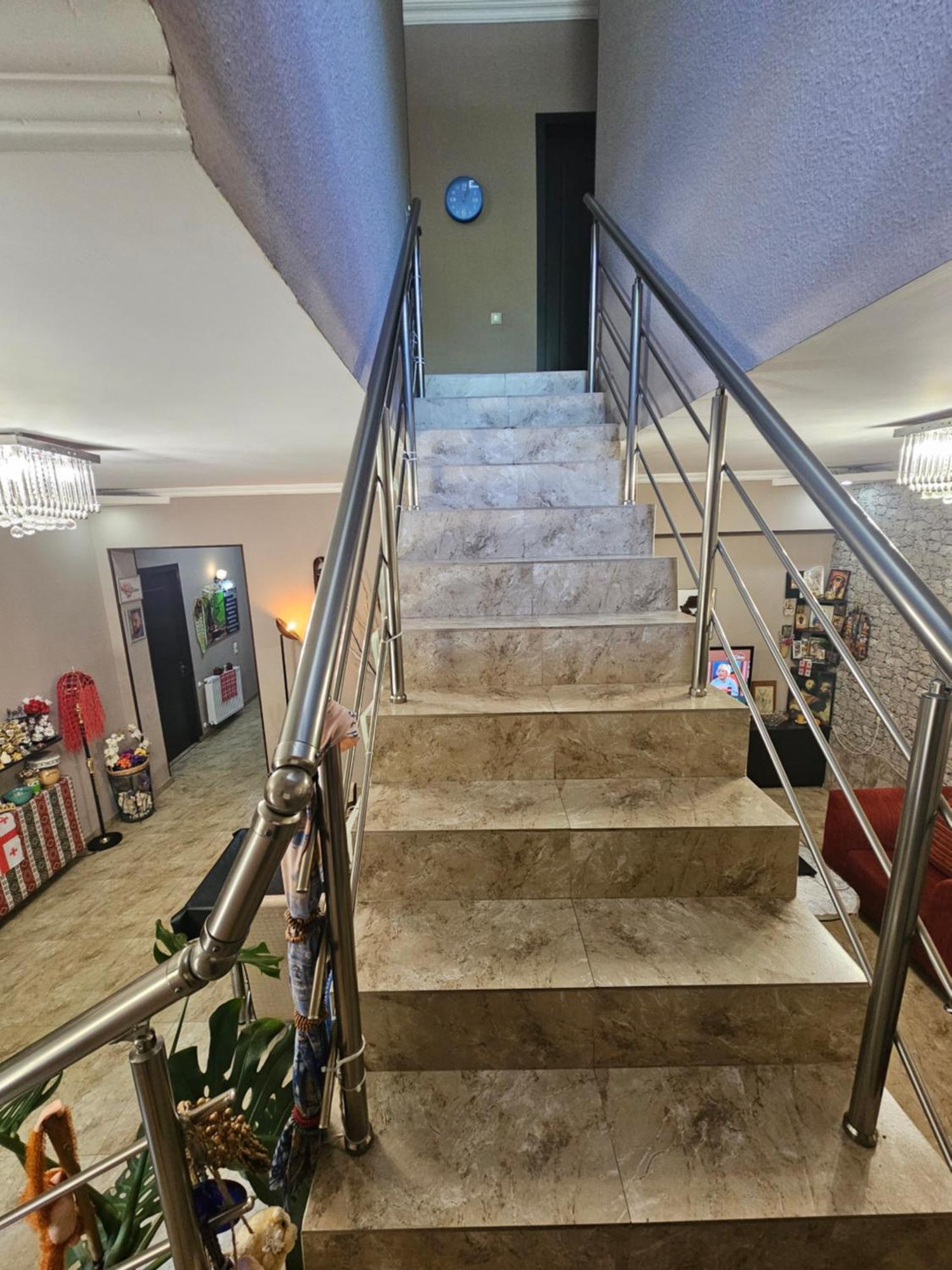 Guesthouse Different Tbilisi ภายนอก รูปภาพ