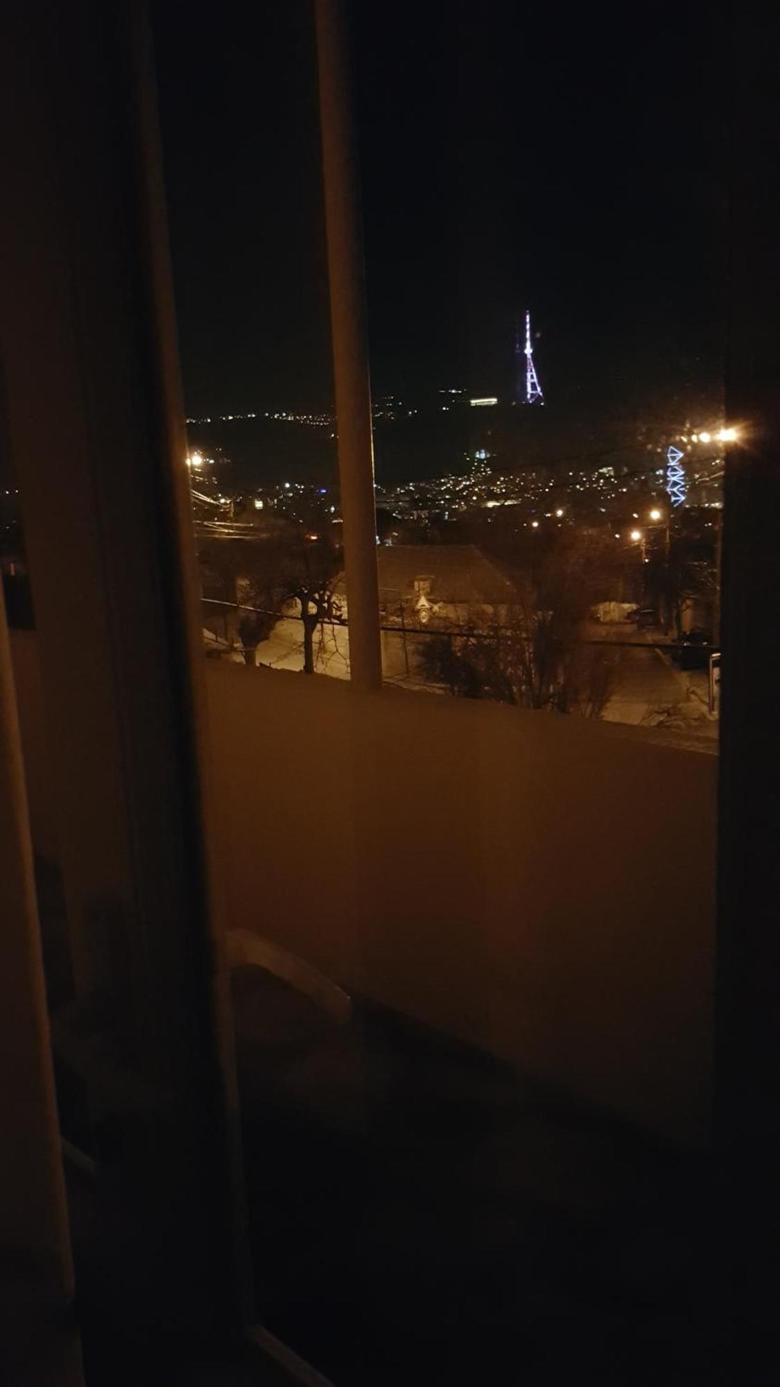 Guesthouse Different Tbilisi ห้อง รูปภาพ